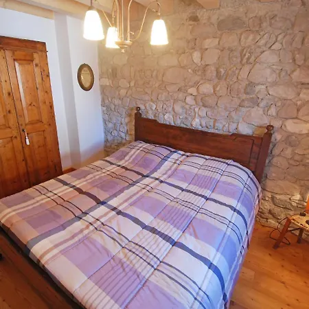 Appartement Diffuso - Cjasa Ustin-2 By Interhome